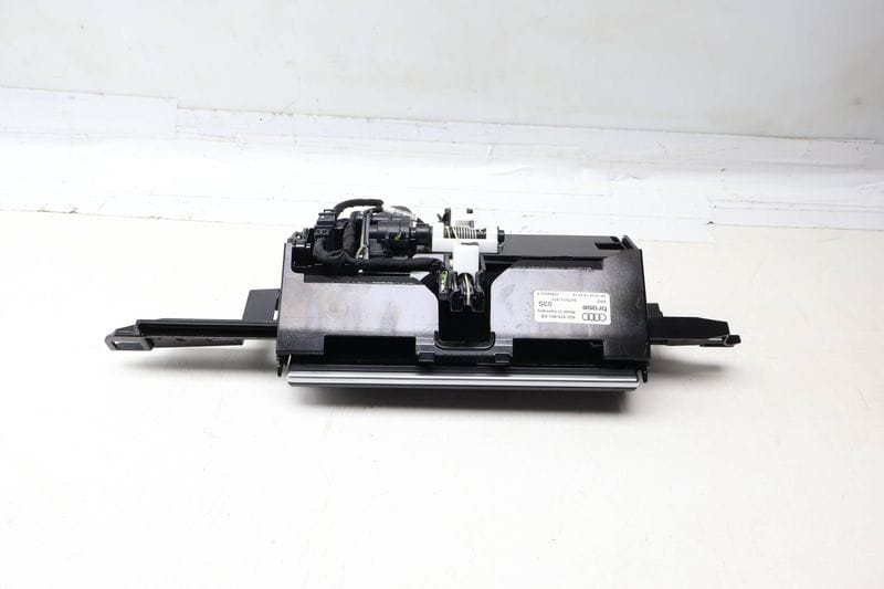 8" MMI LCD Screen w/ Mount Bracket 4G1919601AB — Used (SKU 695987)