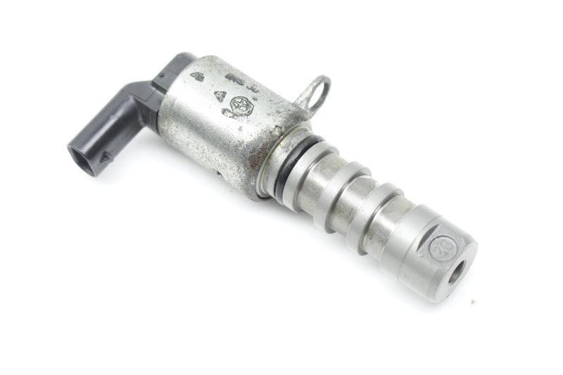 Cam / Camshaft N205 Valve Solenoid 06E109257S — Used (SKU 300161)