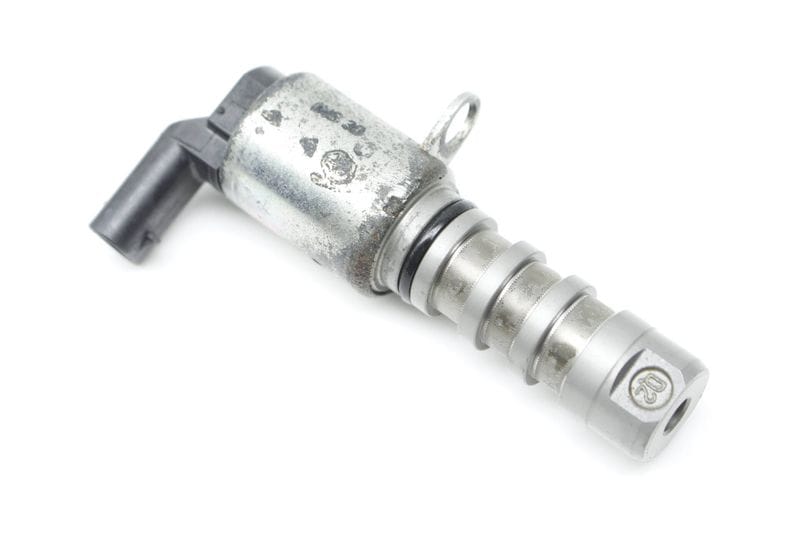 Cam / Camshaft N205 Valve Solenoid 06E109257S — Used (SKU 300163)