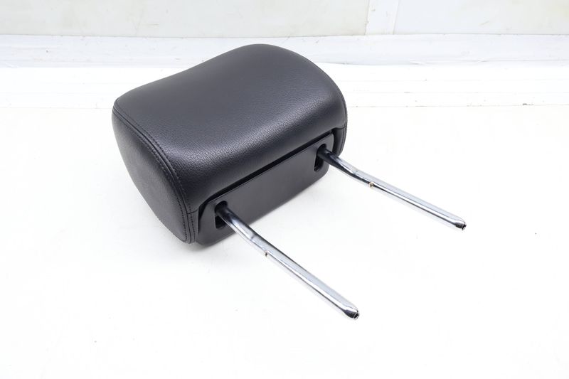 Headrest / Head Rest 4G8881901P — Used (SKU 695922)