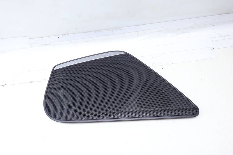 Door Speaker Grille / Cover (BOSE) 4G0035420A — Used (SKU 695943)