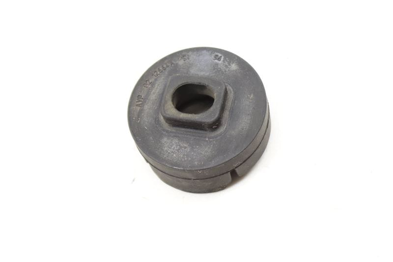 Radiator Rubber Mount / Isolator 4H0121276 — Used (SKU 473384)