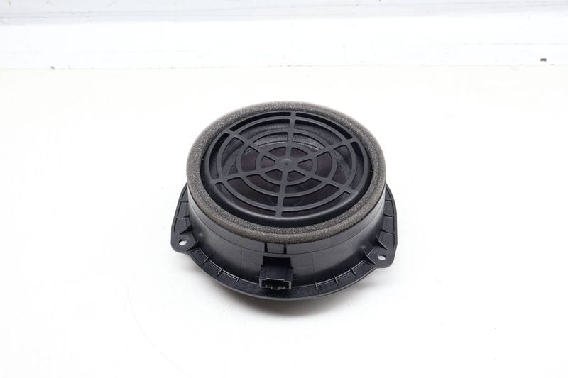 Mid-Range Door Speaker (BOSE) 4G0035411 — Used (SKU 695973)
