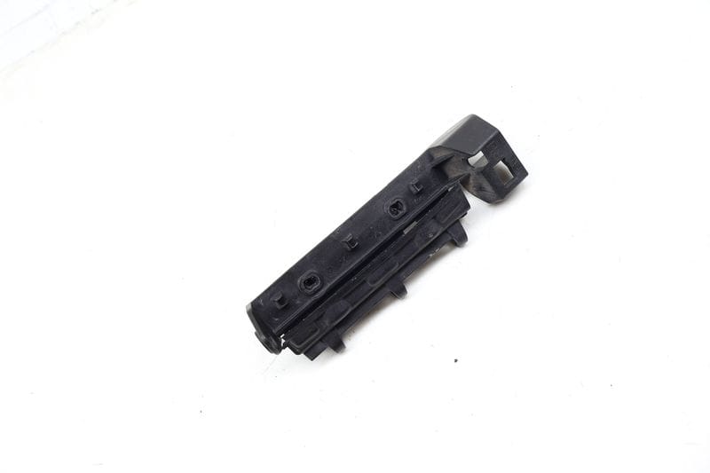 Bumper Mount Bracket / Guide 4G5807890A — Used (SKU 696309)