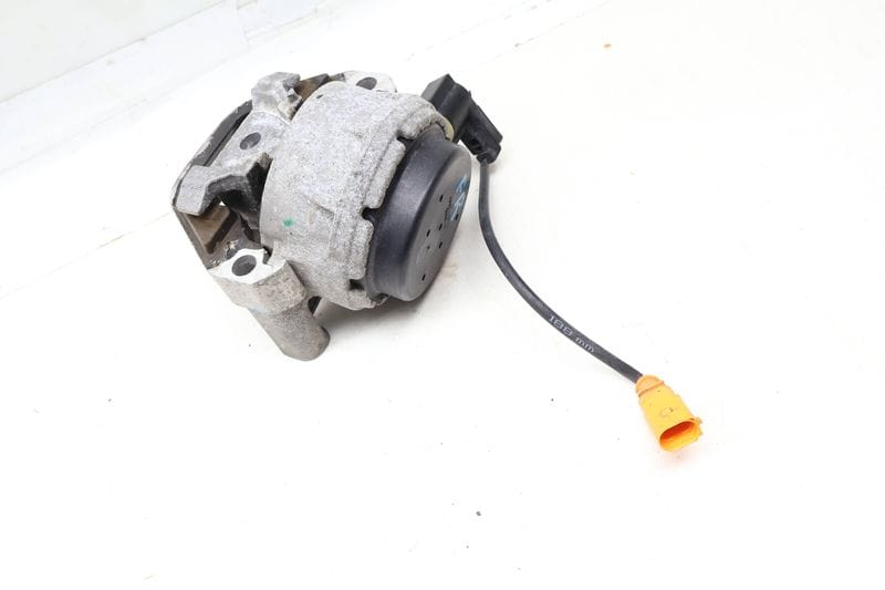 Hydraulic Engine / Motor Mount 4G0199381NT — Used (SKU 696144)