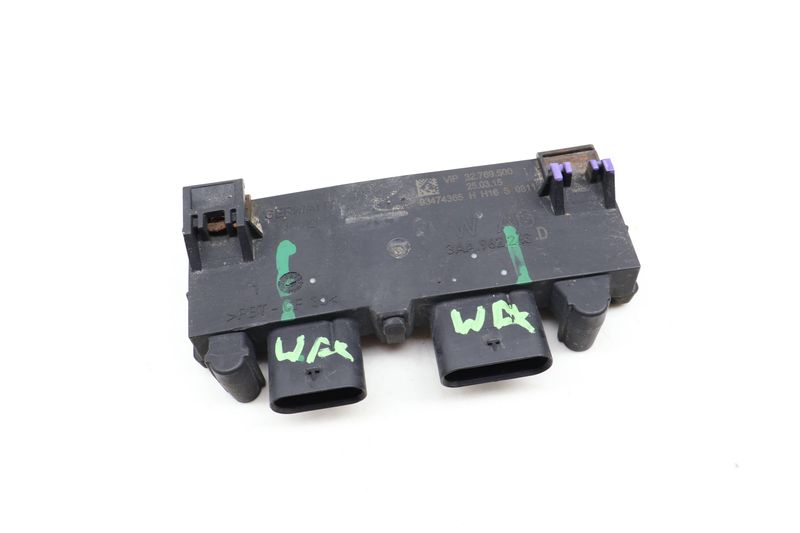 Trunk Control Module 3AA962243D — Used (SKU 637775)