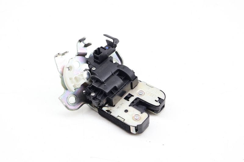 Trunk Latch / Lock 4H0827505A — Used (SKU 695977)