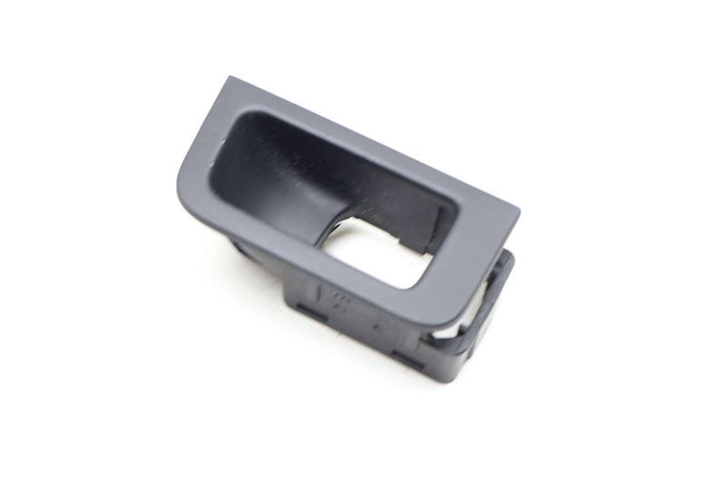 Door Panel Trunk Switch Trim / Bezel 4G8959829 — Used (SKU 661655)