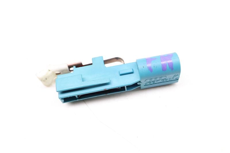 Door Handle Micro Switch 4G8959985 — Used (SKU 661588)