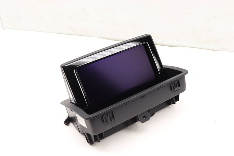 7" MMI LCD / Navigation Display Screen w/ Bracket — Used (SKU 427656)