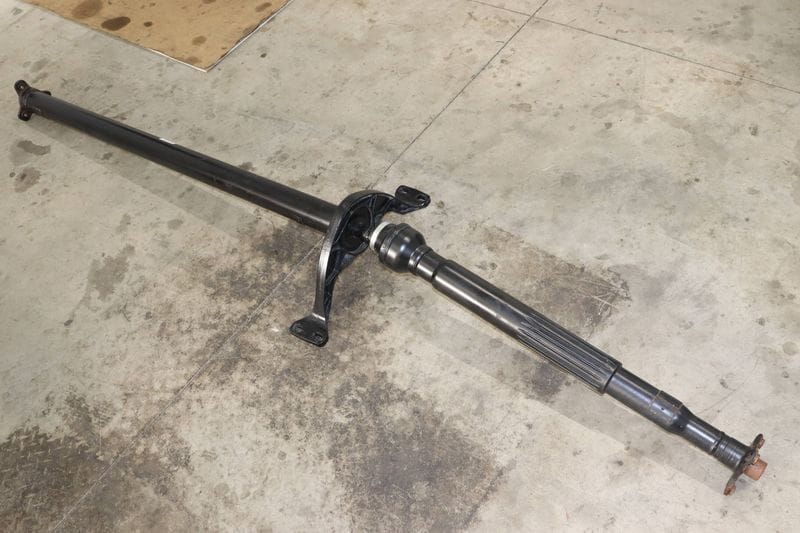 Driveshaft / Propeller Shaft 5N0521101N — Used (SKU 428085)