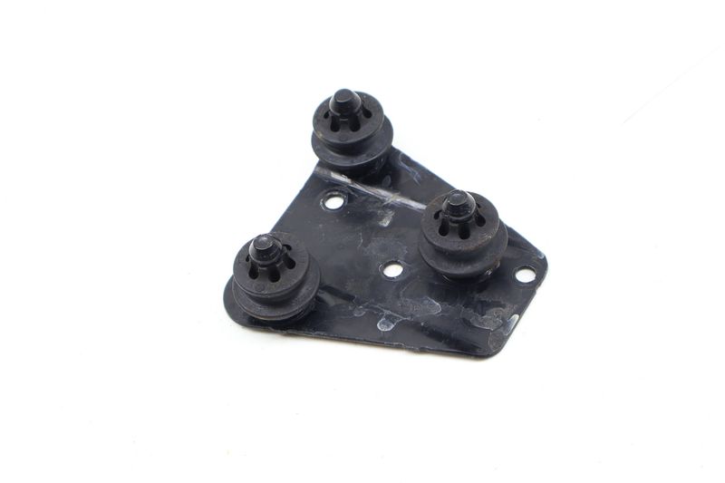 ABS Pump Mount Bracket 8K0614235B — Used (SKU 695233)