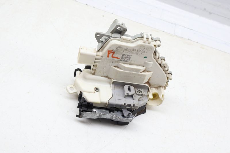 Door Latch / Lock Actuator 8J1837015F — Used (SKU 695304)