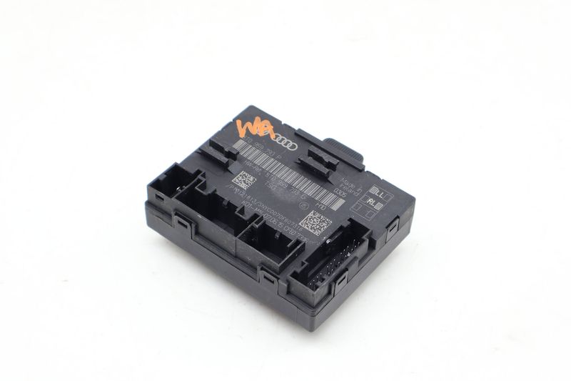Door / Window Control Module 8T0959793P — Used (SKU 695030)