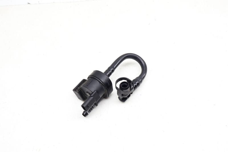 Purge Valve w/ Connecting Tube 06E133781K — Used (SKU 695444)