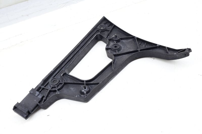 Bumper Guide / Bracket 8T0807453 — Used (SKU 695346)