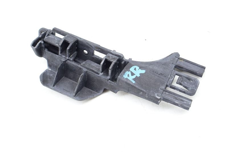 Bumper Guide / Bracket 8T0807890 — Used (SKU 695285)