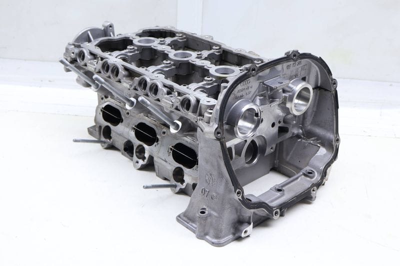3.0T Engine Cylinder Head 06E103264B — Used (SKU 695400)