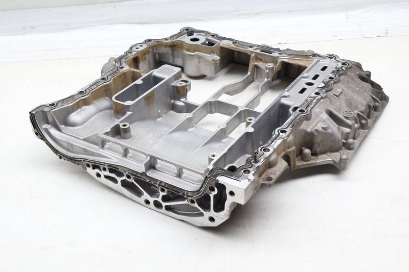 Upper Engine Oil Pan / Sump 06E103603AH — Used (SKU 695376)