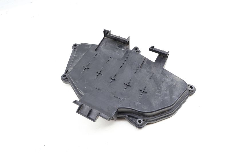 ECU / Engine Control Module Cover 4G1907613B — Used (SKU 650523)