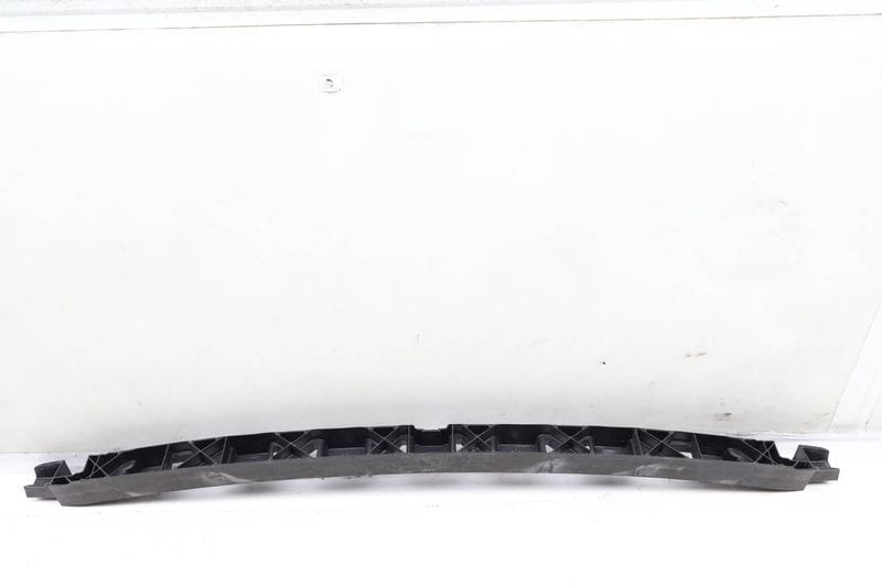 Center Bumper Guide / Bracket 4G5807458A — Used (SKU 650430)