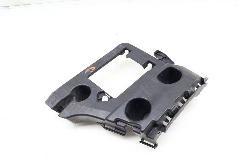 Bumper Mount / Guide Piece 4G5807393D — Used (SKU 650516)
