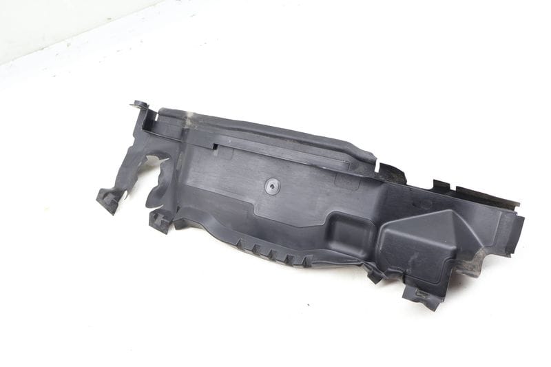 Radiator Air Duct / Guide 4G0121284AH — Used (SKU 650522)