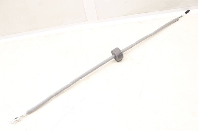 Interior Door Handle Release / Bowden Cable 51217268696 — Used (SKU 525509)