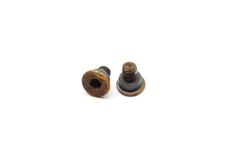M8X14 Brake Rotor Screw / Bolt Set (2) 34211161806 — Used (SKU 525452)