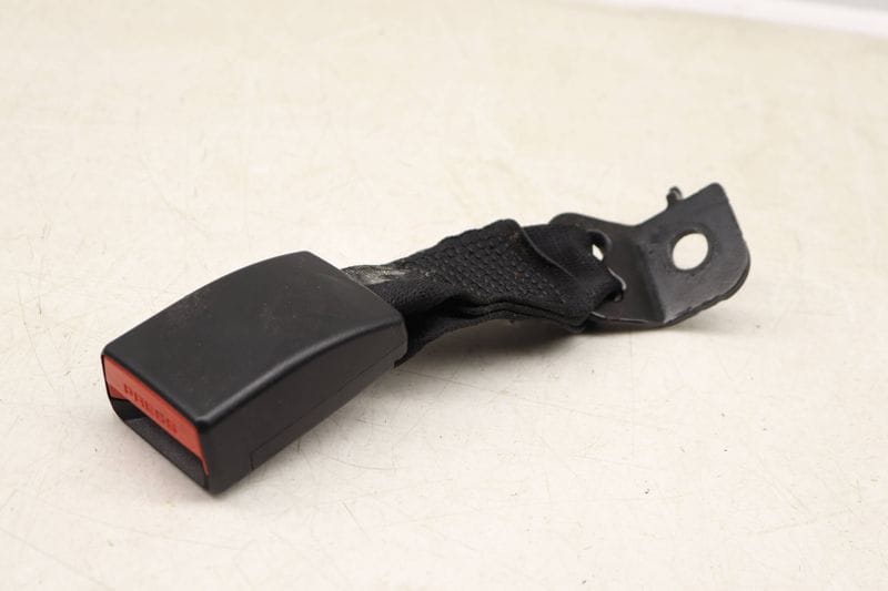 Seat Belt Buckle / Receiver 72117243311 — Used (SKU 525559)