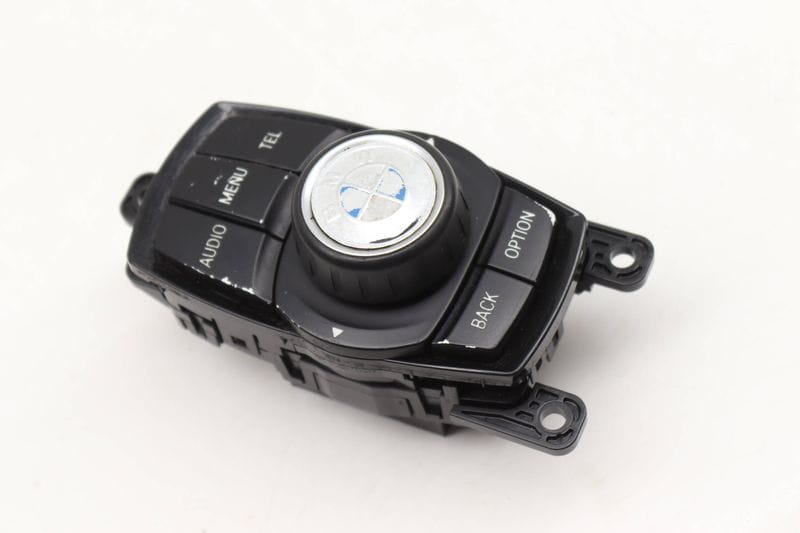 Idrive Media Joystick / Control Switch 65829381678 — Used (SKU 589685)