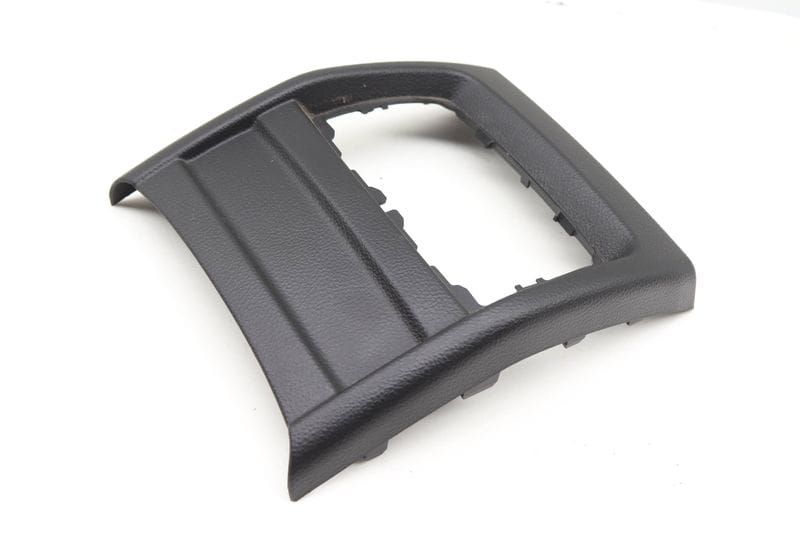Center Console Air Vent Trim / Bezel 51169218908 — Used (SKU 589723)