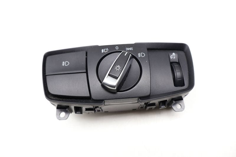 Headlight Switch / Dial 61319393941 — Used (SKU 618056)