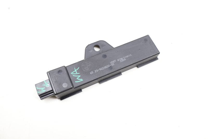 Keyless Entry Antenna 65209220832 — Used (SKU 618049)