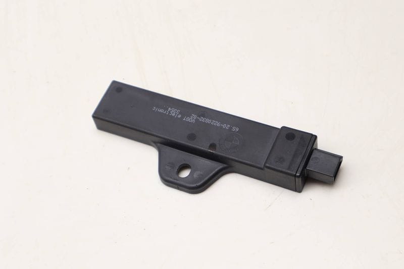 Keyless Entry Antenna 65209220832 — Used (SKU 618285)