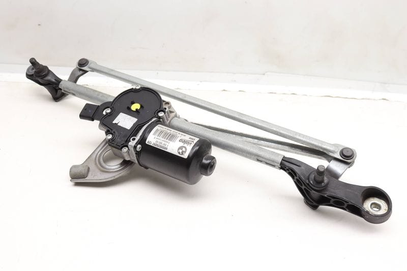 Windshield Wiper Transmission w/ Motor 61617260488 — Used (SKU 602664)