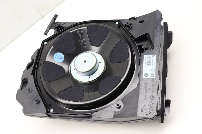 Hifi Central Speaker / Woofer 65139210150 — Used (SKU 432614)
