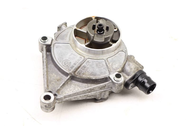 Brake Vacuum Pump 11667622380 — Used (SKU 442676)