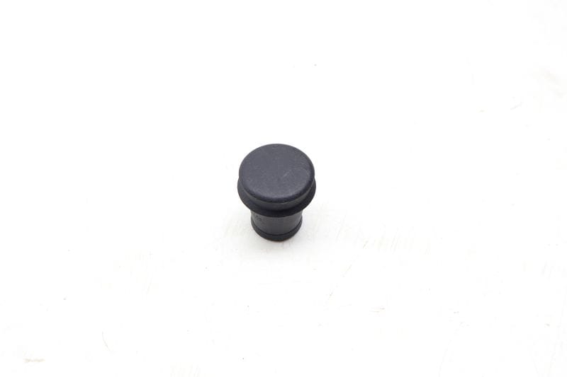 Cigarette Lighter Socket Plug 61349316116 — Used (SKU 692172)