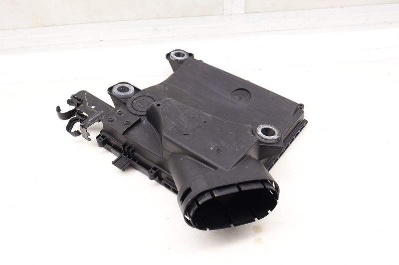 Engine Air Filter Box / Housing (LOWER) 13717604404 — Used (SKU 692450)