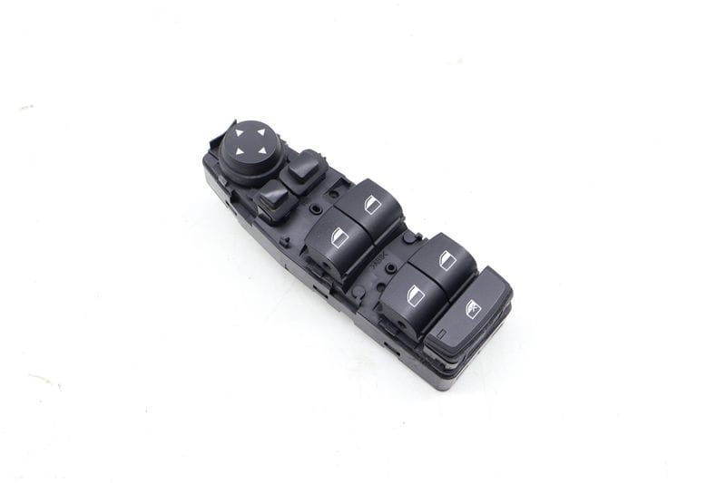 Master Window Switch 61319241955 — Used (SKU 692162)