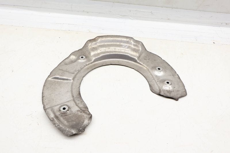 Brake Dust / Splash Shield 34116775266 — Used (SKU 692452)