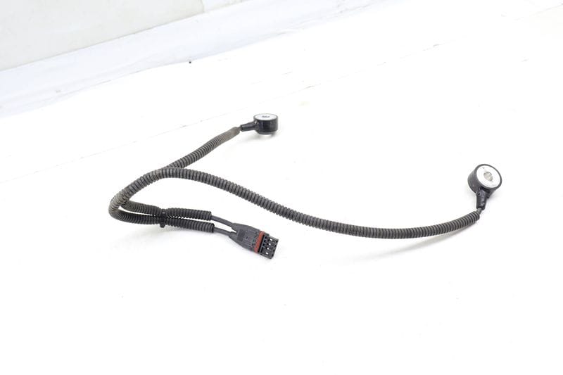 Knock Sensor 13627566786 — Used (SKU 692425)