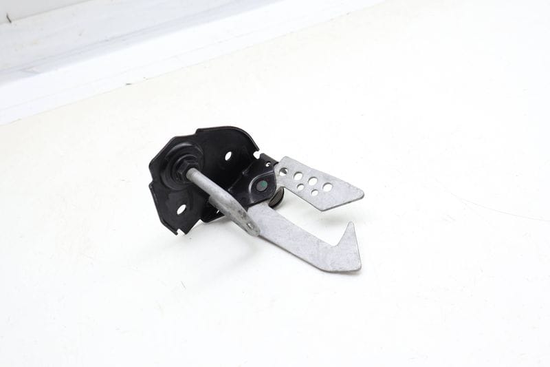 Upper Hood Latch / Lock 51237183763 — Used (SKU 692240)