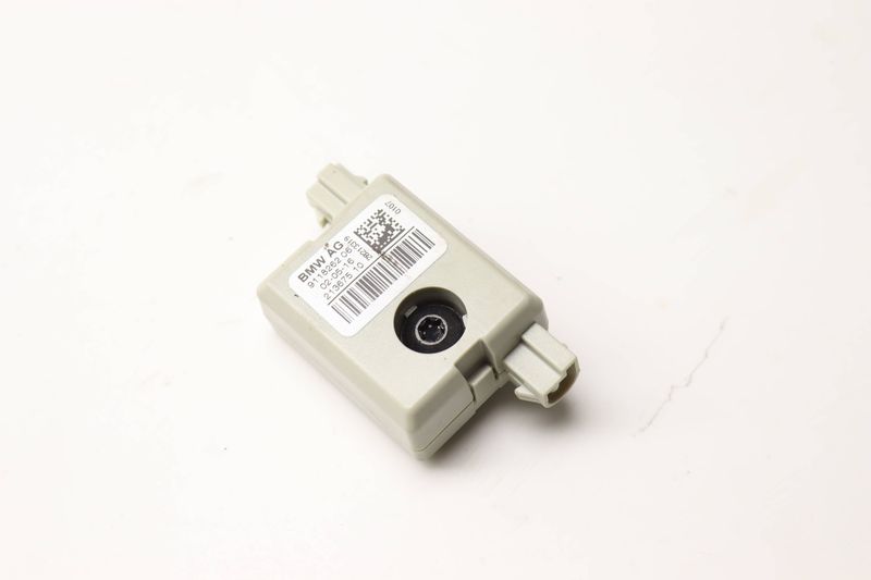 Radio Antenna Signal Trap Circuit 65209118262 — Used (SKU 584091)