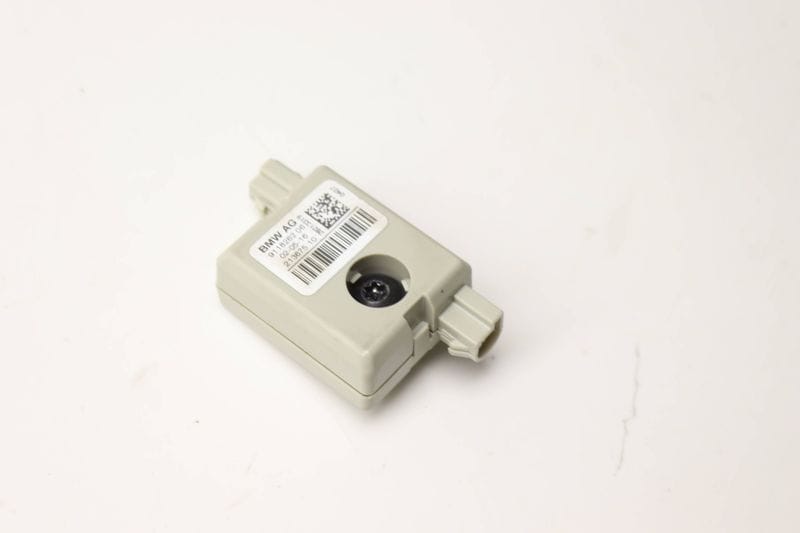 Radio Antenna Signal Trap Circuit 65209118262 — Used (SKU 584092)