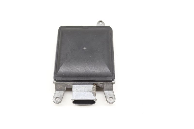Lane Change Assist Module (MASTER) 66326873339 — Used (SKU 584102)