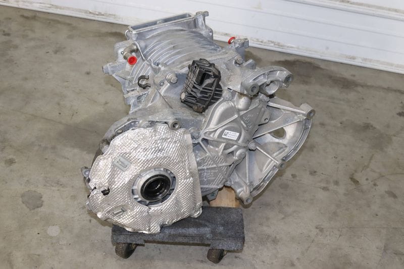 Automatic RWD E-Transmission / Gearbox 27208651132 — Used (SKU 504736)