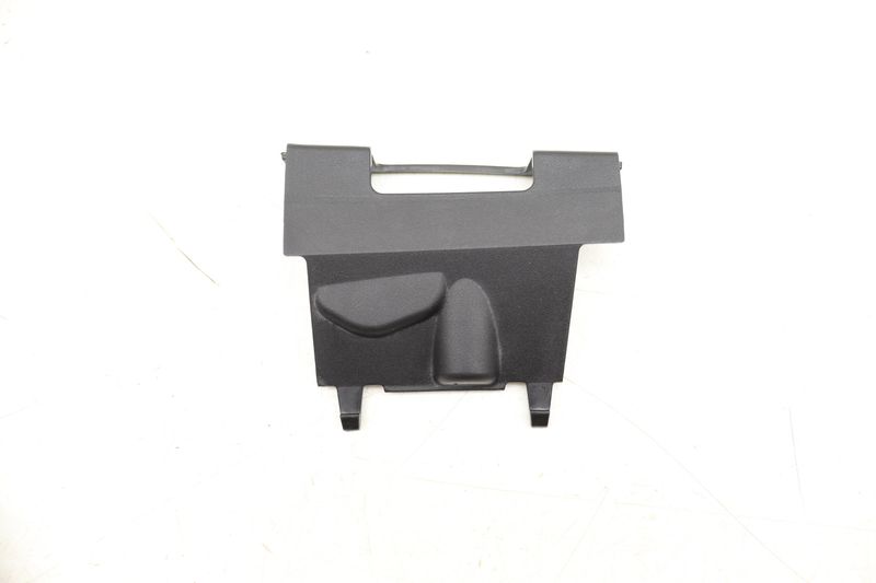 Charging Socket Actuator Cover 51177335771 — Used (SKU 504276)