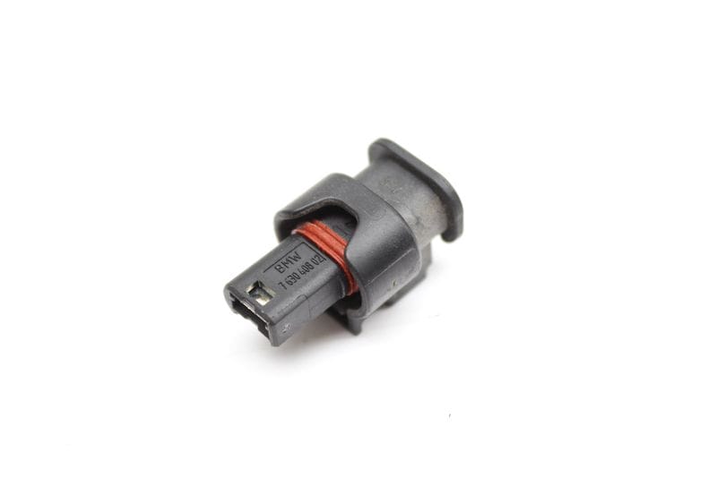 High-Voltage Interlock Loop Bridge 12527630408 — Used (SKU 504640)